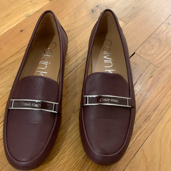 SOLD RARE maroon Calvin Klein LIRA 7.5 - Picture 2 of 11